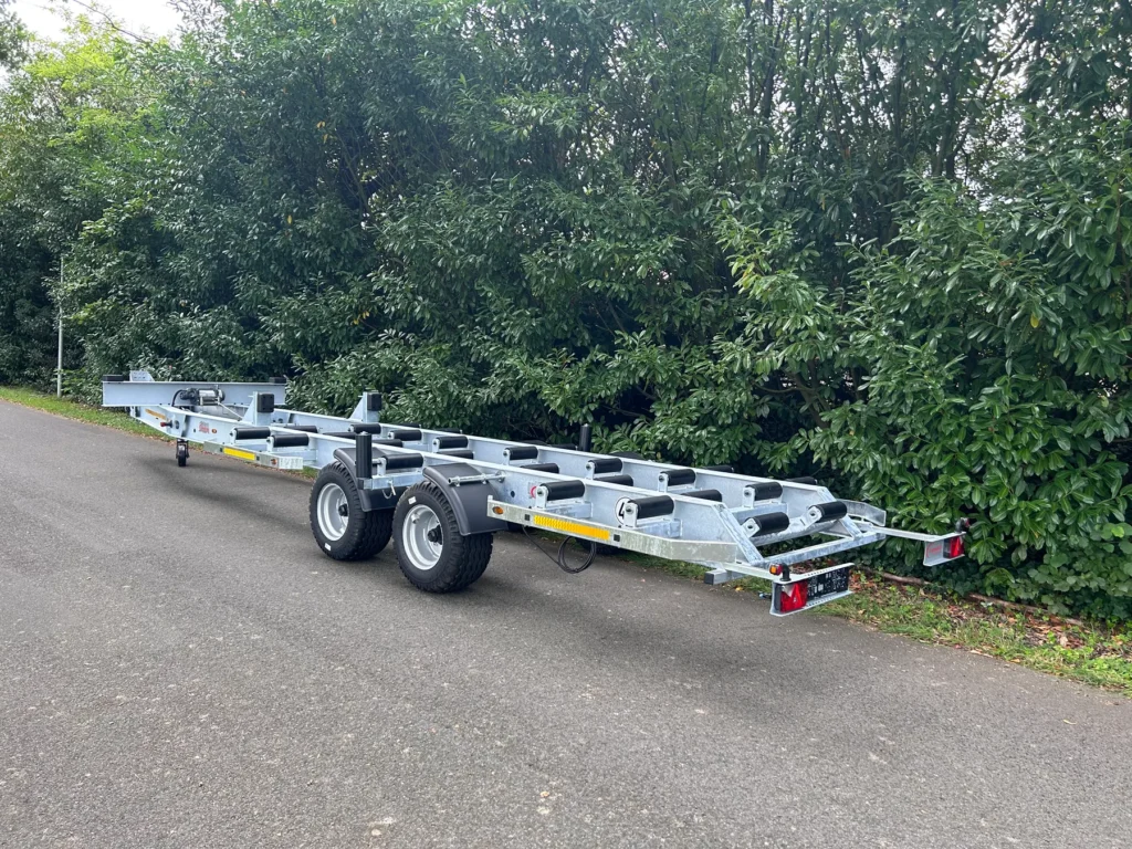 Bootsanhänger 10 t — Sonderanfertigung