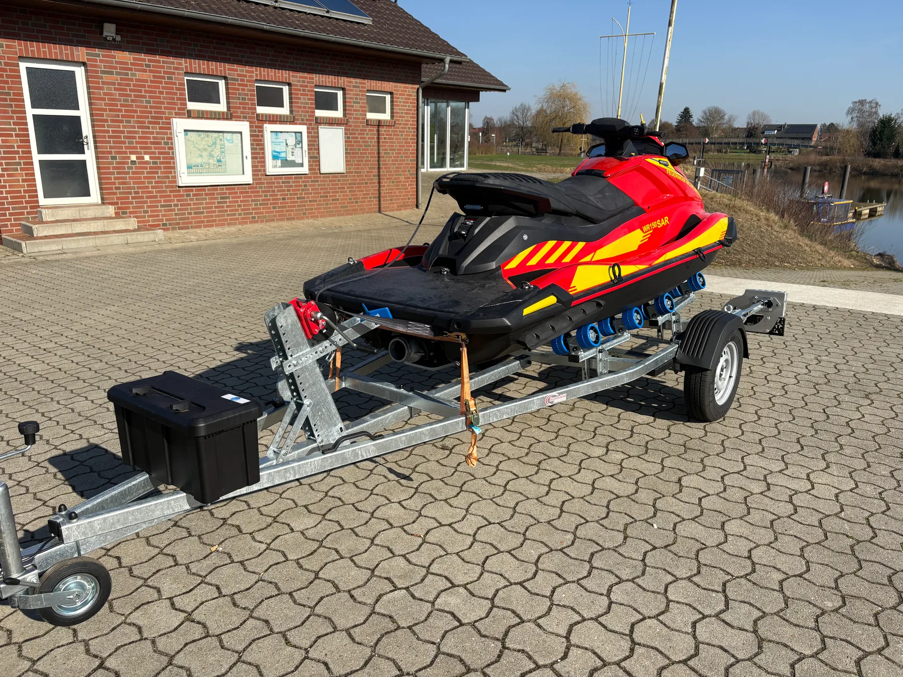 Jetski-Anhänger, Einachser
